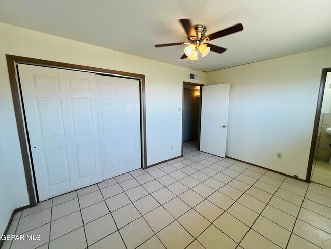 Building Photo - 356 Ridgemont Dr