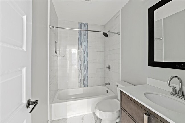 Building Photo - 203-203 N Gray St