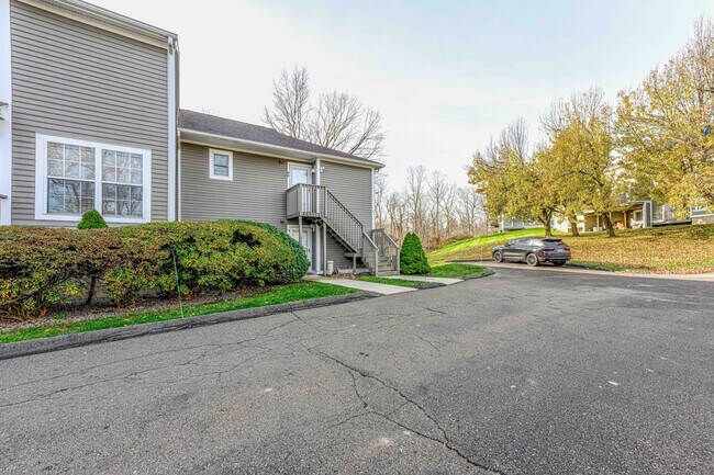 Building Photo - 53 Brushy Plain Rd