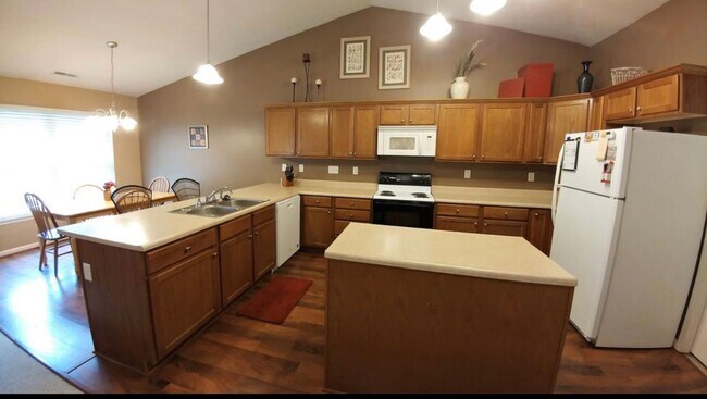 Building Photo - Spacious 3-Bedroom Ranch Near Purdue with Lawn Care, Snow Removal & Trash Included