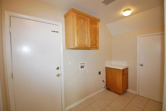 Building Photo - Great home in Elk Grove!