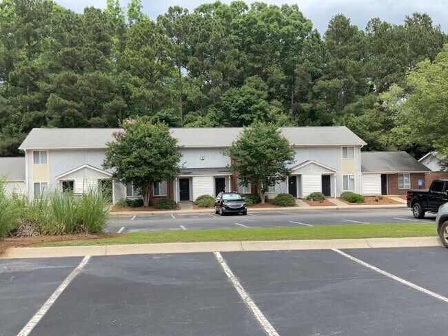 Building Photo - 301 Roberts St