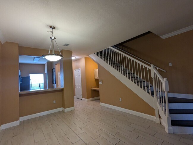 Building Photo - 2 Bedroom / 2.5 Bathroom Townhome – Magnolia Place