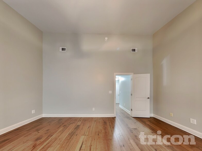 Building Photo - 207 Runnel View