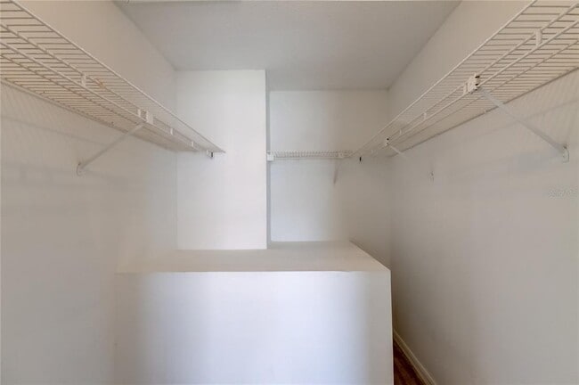 Building Photo - 1007 Pine Ridge Cir