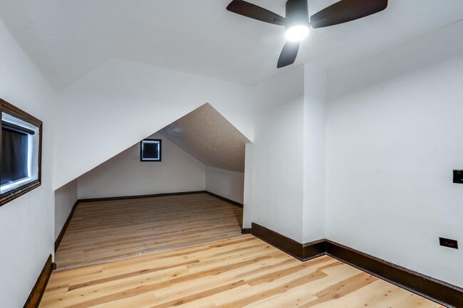 Building Photo - 2173 E 73rd St