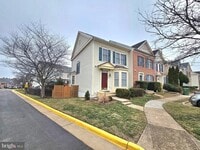 Building Photo - 7427 Ardglass Ct