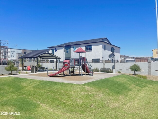 Building Photo - 28065 N 28th Dr