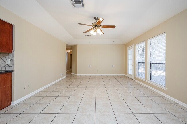 Building Photo - 7315 Foxside Ln