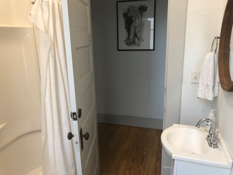 Bath - 123 E 3rd St
