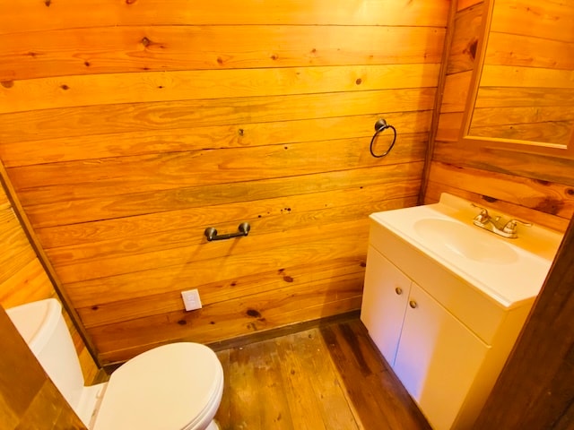 Building Photo - 1203 N Mecklenburg Ave