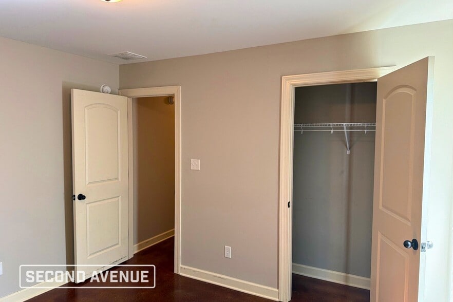 Building Photo - 8943 Smith Ranch Dr