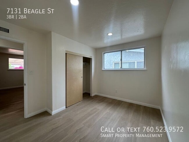 Building Photo - 7131 Beagle St