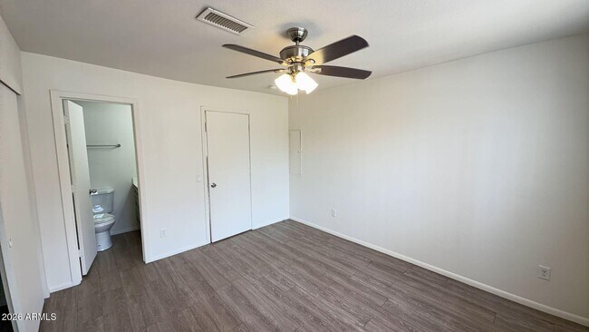 Building Photo - 4418 N 53rd Ln