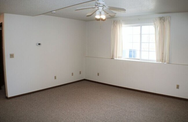 Building Photo - $1,075 | 2 Bedroom, 1 Bathroom 1st Floor Condo | Pet Friendly!* | Available for July 27th, 2026 M...