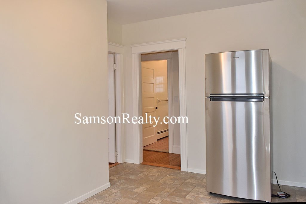 Building Photo - 172 Glenwood Ave