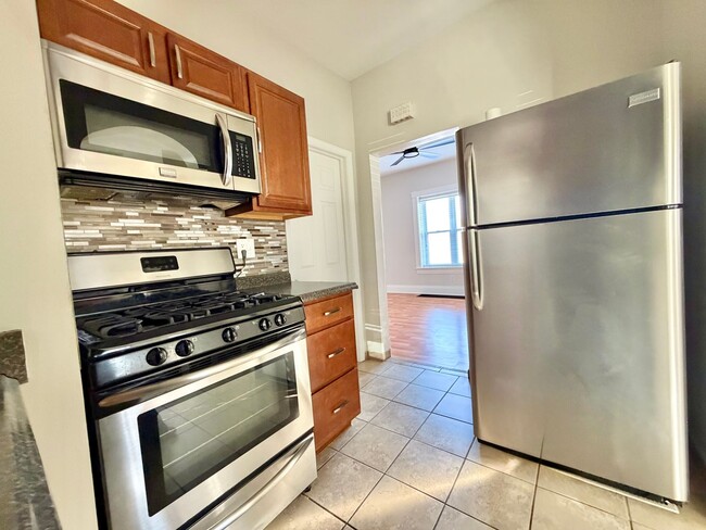 Building Photo - 1719 William Howard Taft Rd