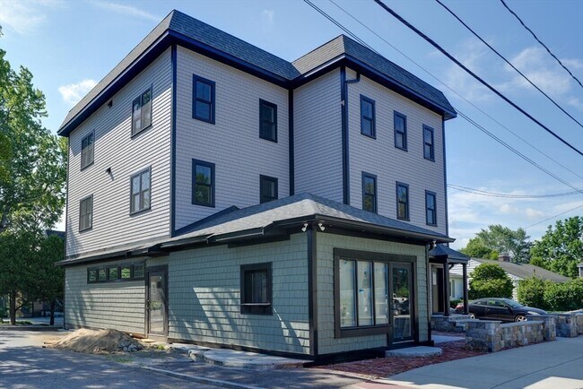 Building Photo - 369 Grant St