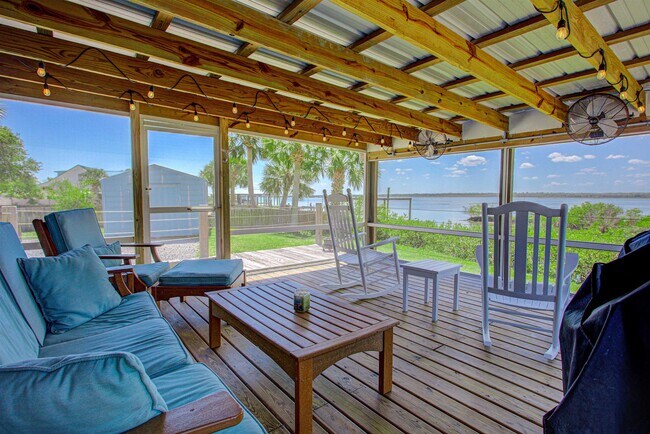 Building Photo - 6347 Salado Rd