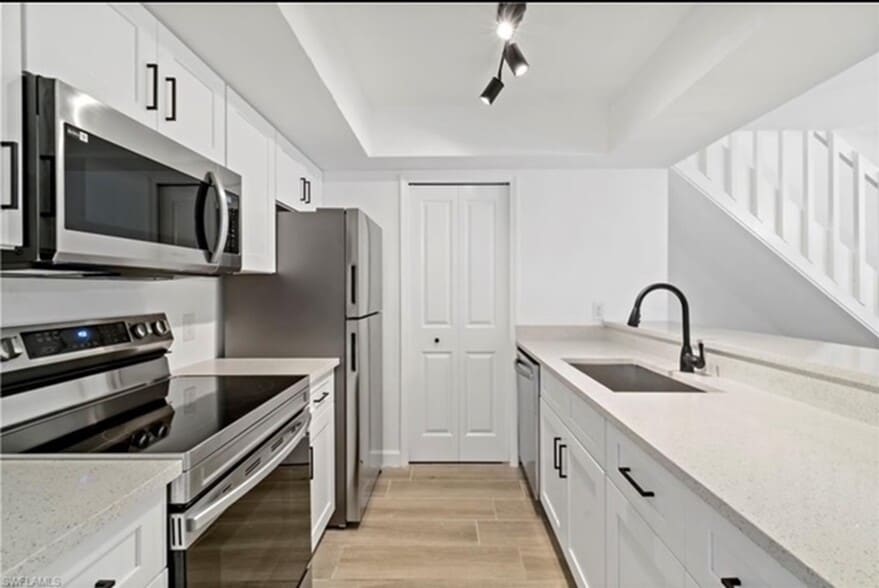 Building Photo - 6213 Timberwood Cir