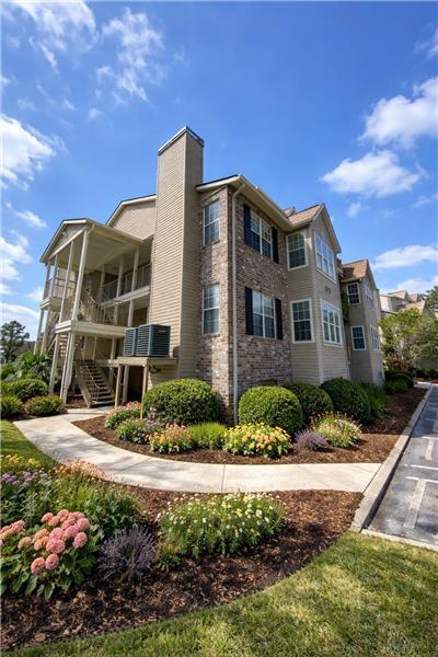 Building Photo - 12300 Apache Ave