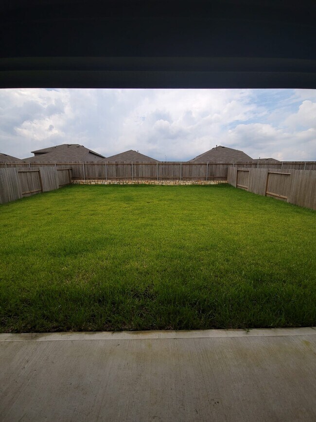 Building Photo - Magnolia