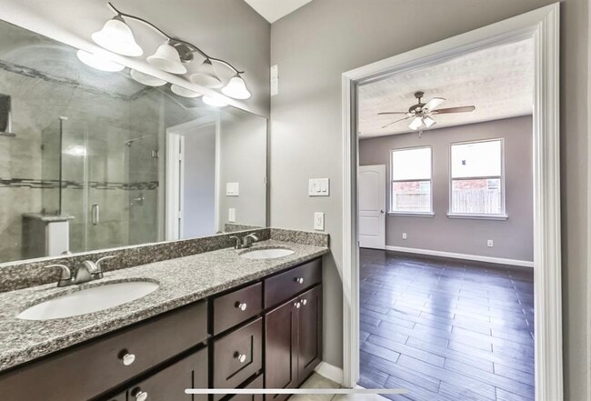 Building Photo - 21103 Mt Crest Ct