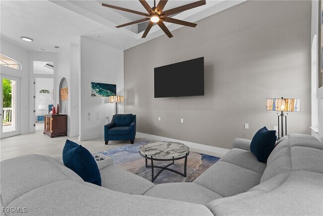 Building Photo - 2417 Cape Coral Pkwy W