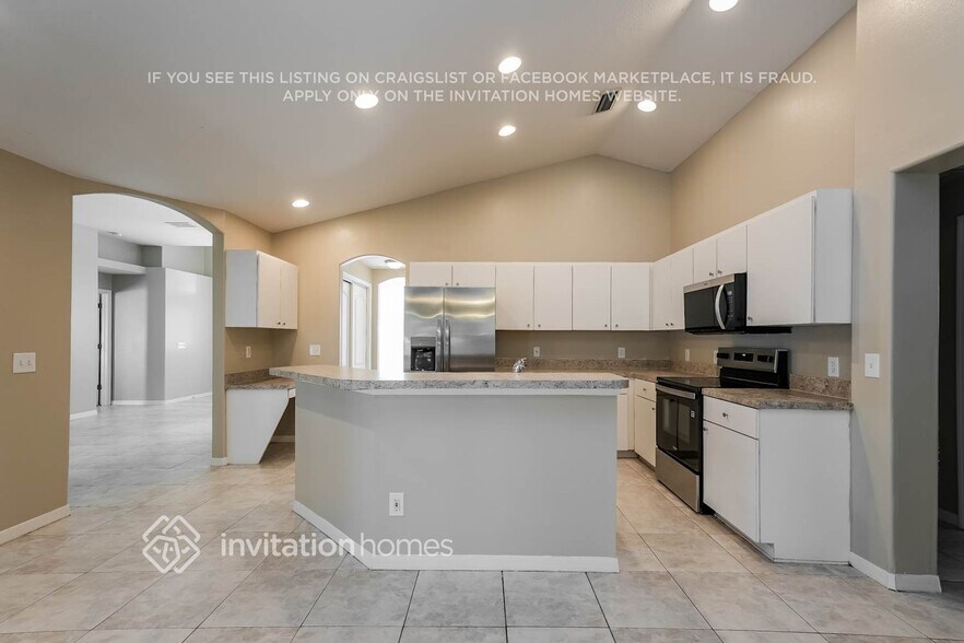 Building Photo - 2223 Towering Oaks Cir