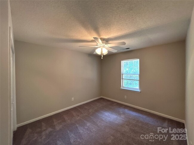 Building Photo - 7513 Grabill Dr