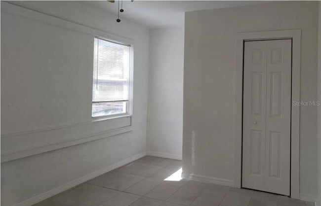 Building Photo - 3963 1st Ave N
