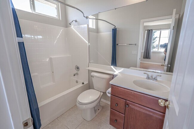 Building Photo - COMING SOON! Stunning 4-Bedroom Home for Rent in Palmdale!