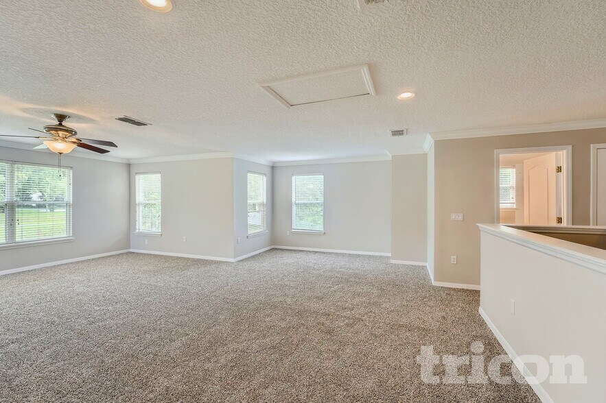 Building Photo - 3410 Starbird Dr