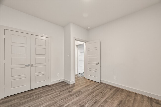 Building Photo - 4418 Bora Bora Ln