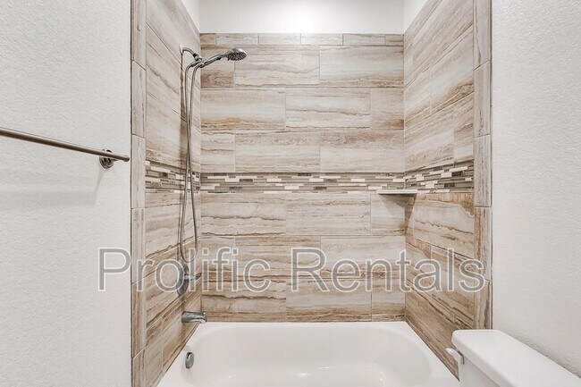 Building Photo - 3505 Abraham Dr