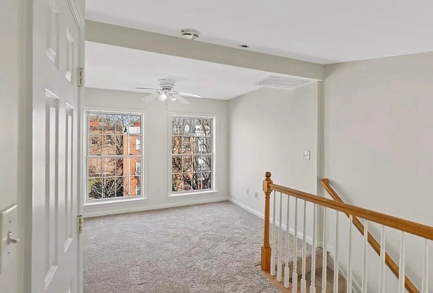 3rd floor loft area 2 - 1239 W Lombard St