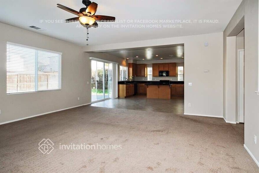 Building Photo - 26174 Charismatic Ct