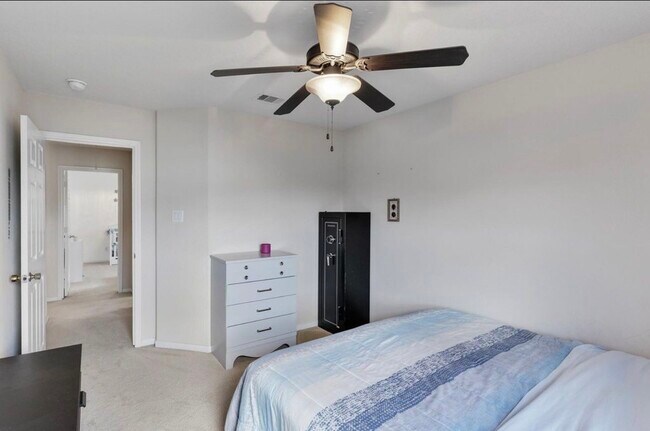 Building Photo - 17815 Egret Lake Way