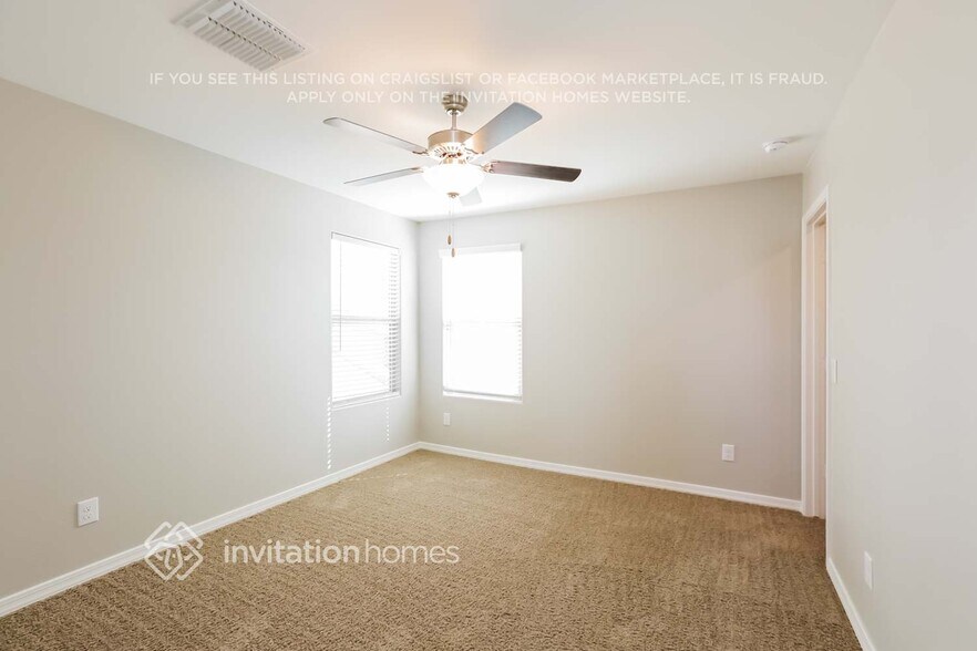 Building Photo - 3907 S 79th Ln