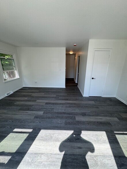 Building Photo - 2883 S Linebarger Ter