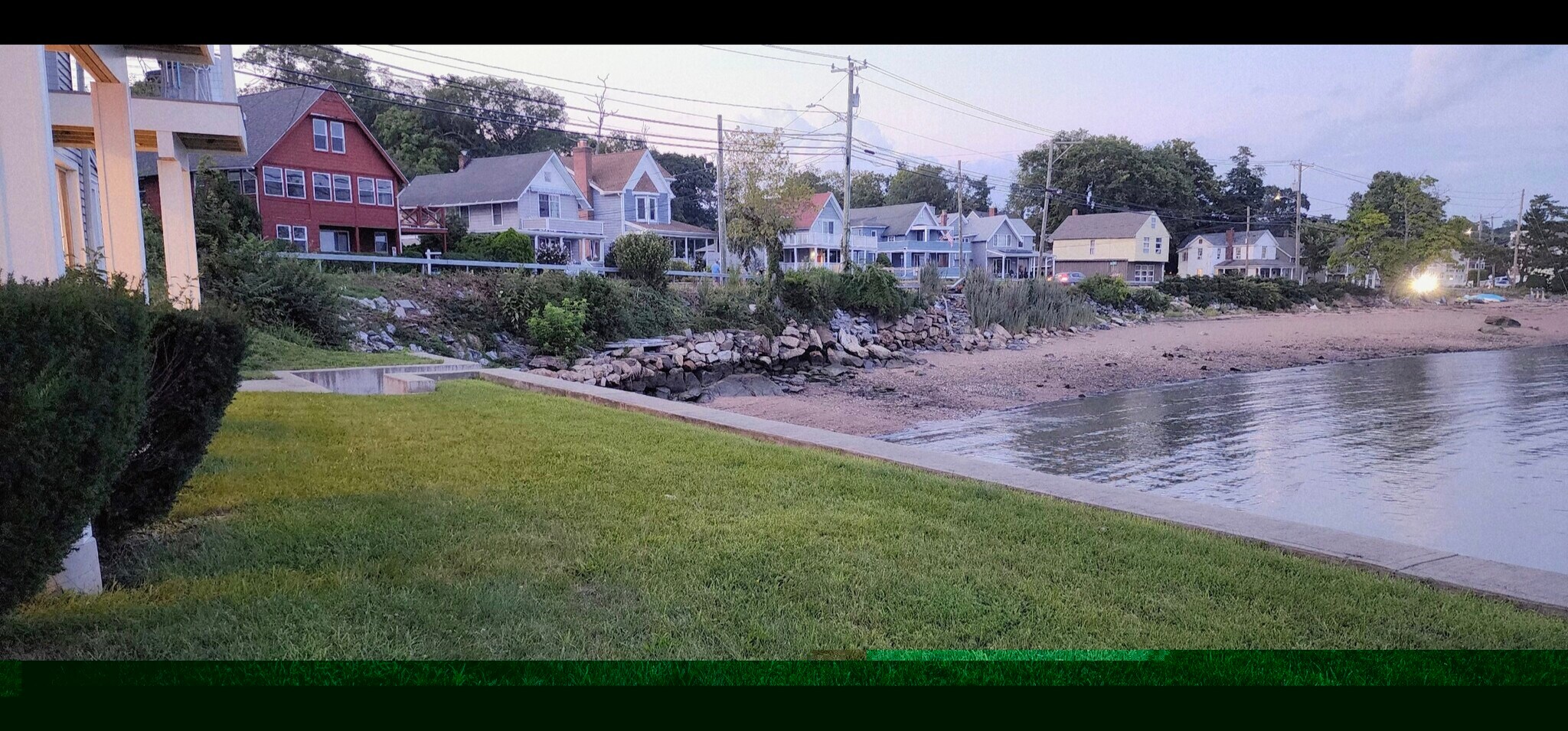 Building Photo - 189 Shore Dr