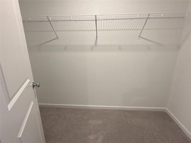 Building Photo - 3081 NE 38th Ln