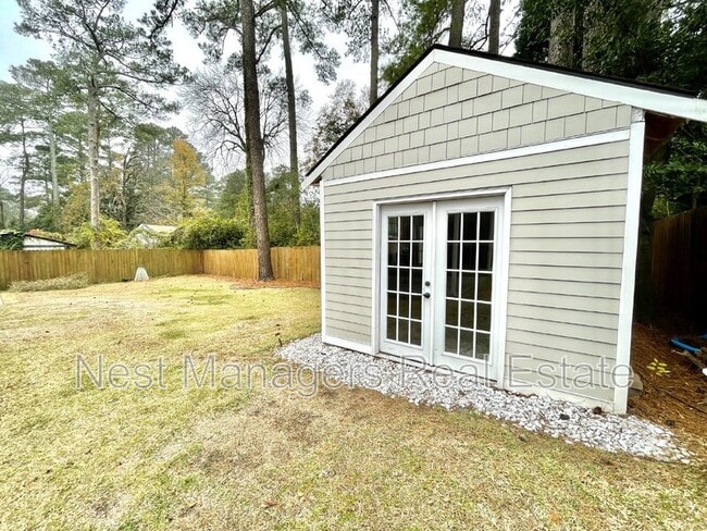 Building Photo - 1430 Pine Valley Loop
