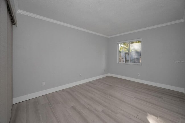 Building Photo - 1502 Cottonwood Terrace