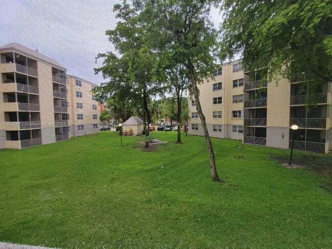 Building Photo - 8245 Lake Dr