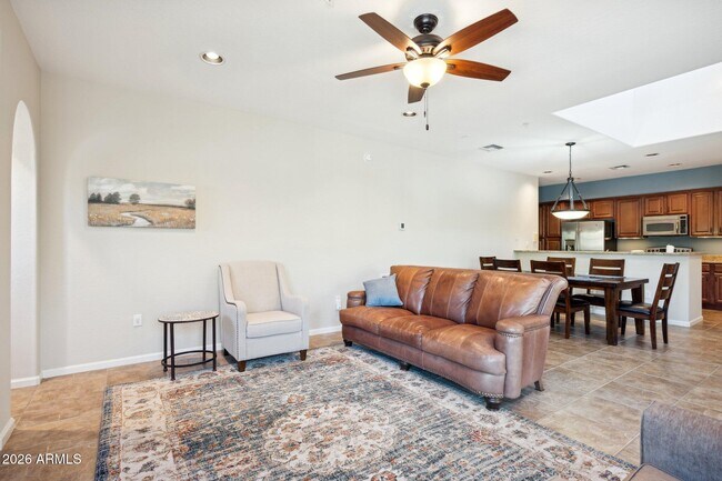 Building Photo - 3935 E Rough Rider Rd