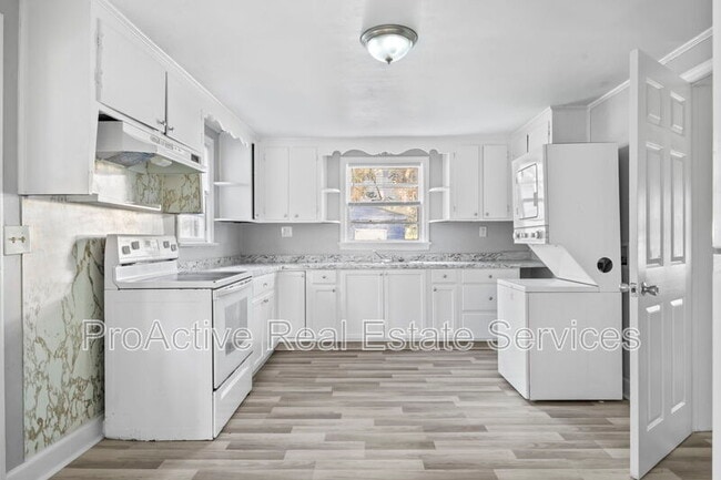 Building Photo - 1217 Hull St