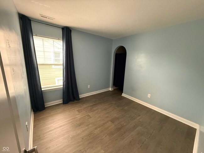 Building Photo - 8836 Kipling Dr