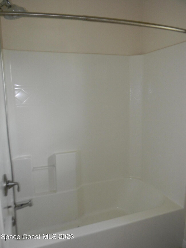 Building Photo - 1576 Alaqua Way