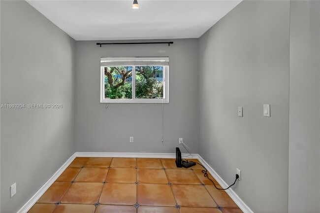 Building Photo - 6767 SW 154th St